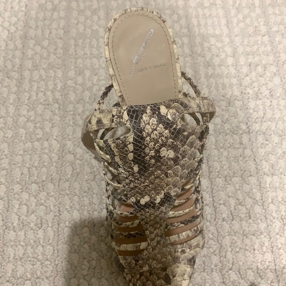 Brian Atwood vero cuoio 7 1/2 - Picture 1 of 5